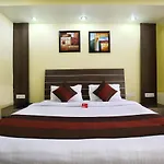 Hotel Mm Yellowuds